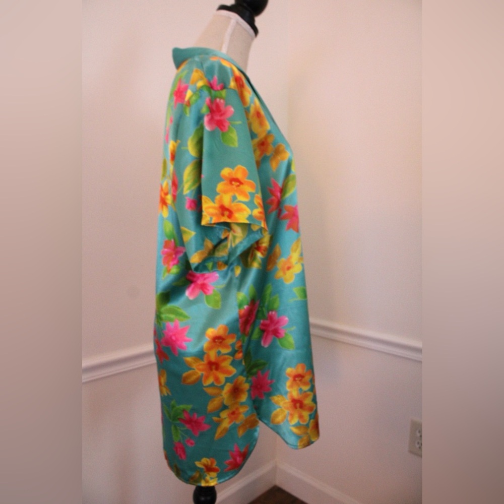 Victoria’s Secret Teal Hawaiian Vintage 90s Satin Pajamas Size P (XS) - Picture 4 of 13